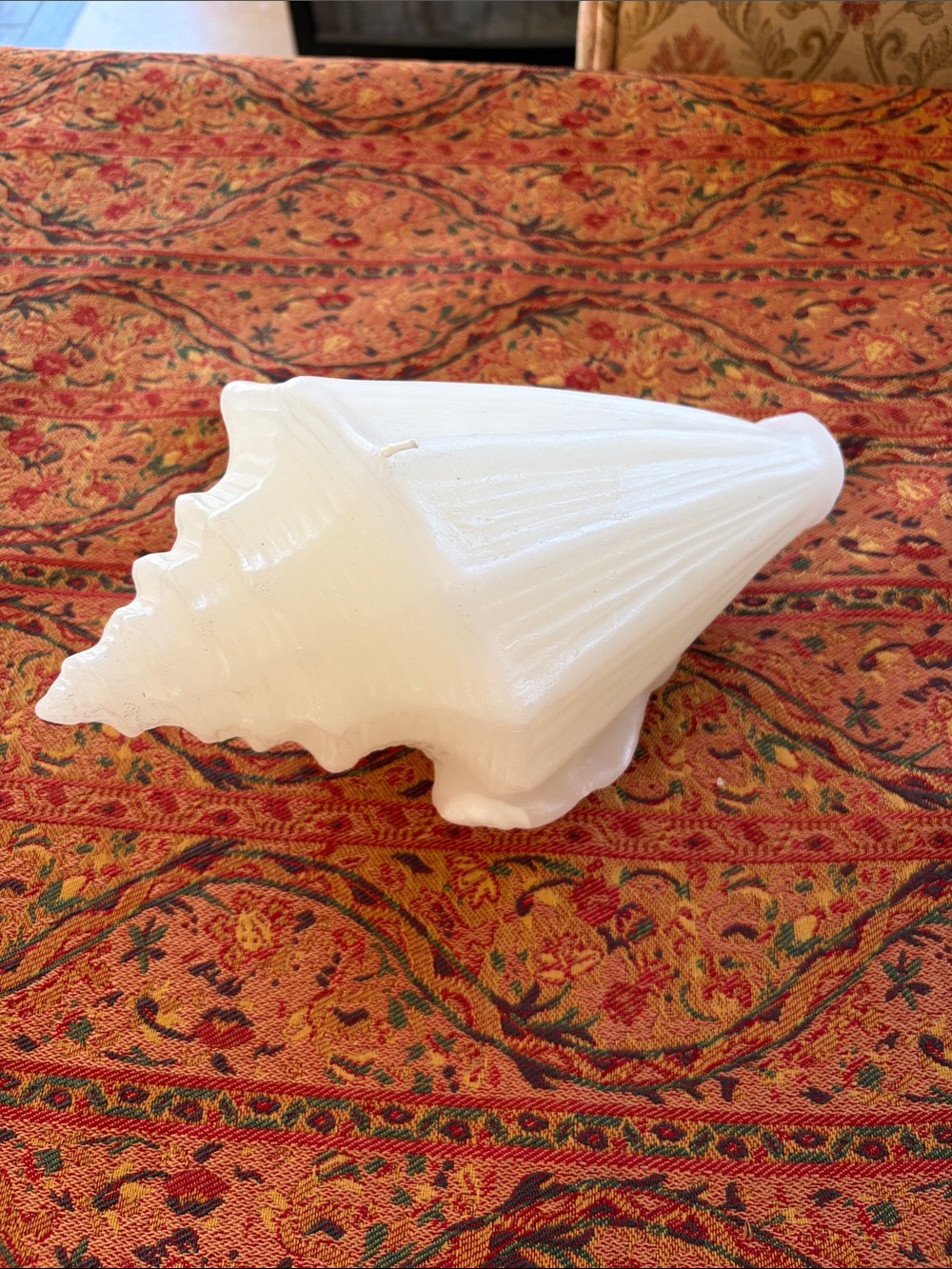 Pottery Barn Conch Shell Candle- large. Brand new.